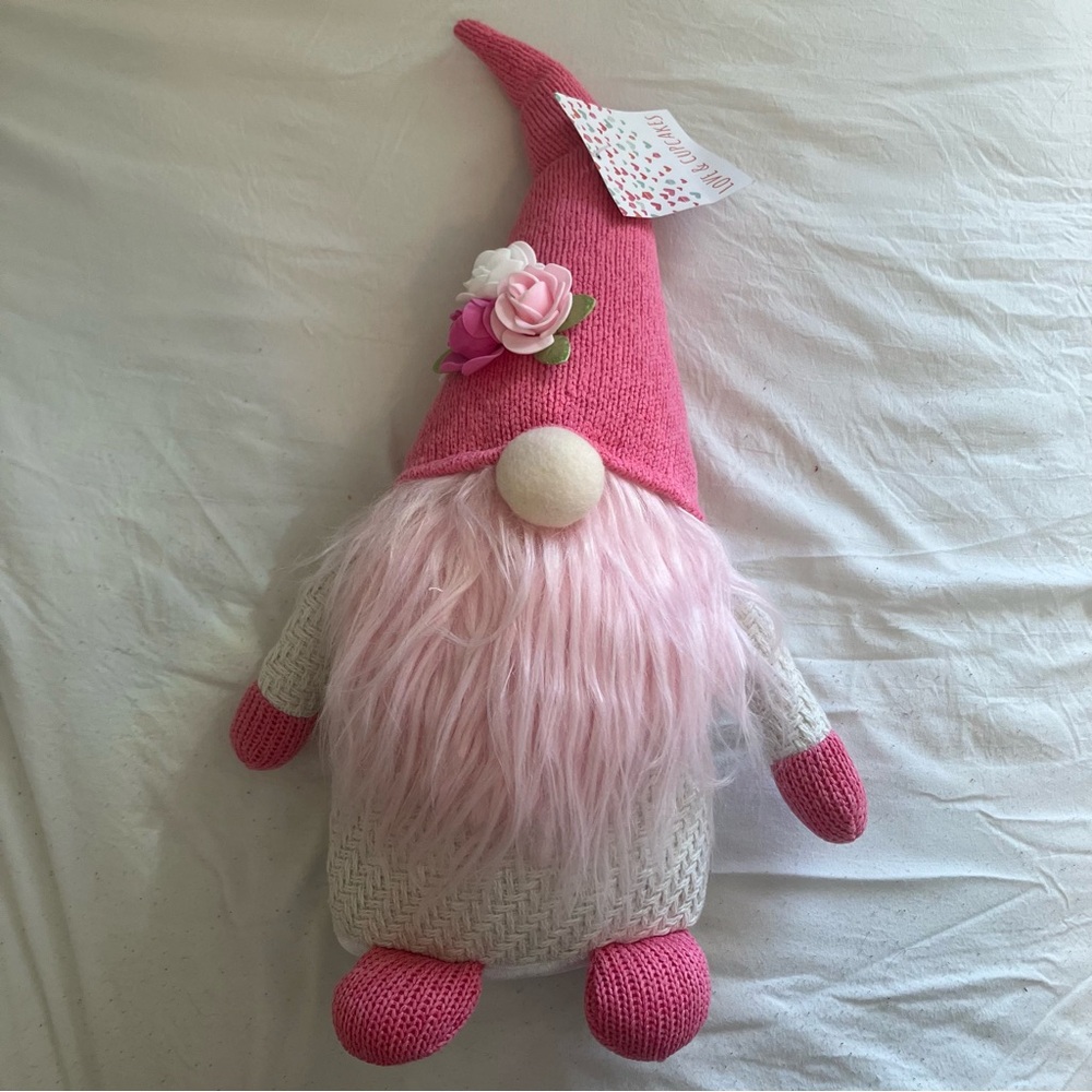 NWT Love & Cupcakes Pink & White Floral Valentine’s Gnome